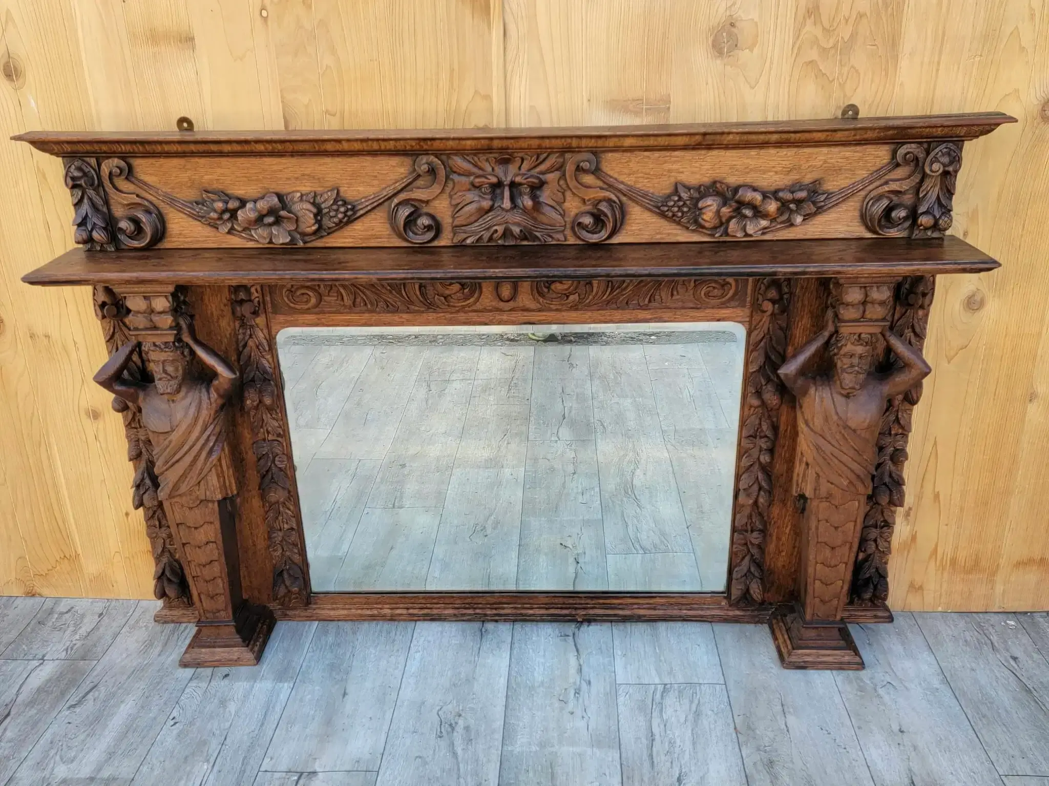 Thumbnail of mantel